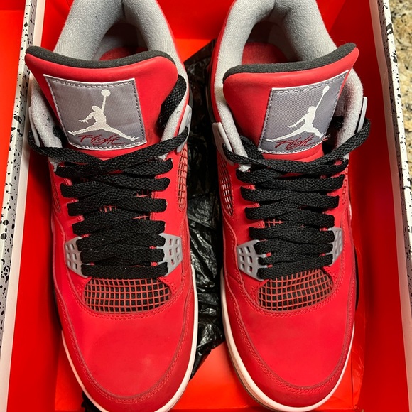 Jordan Toros - Picture 8 of 10